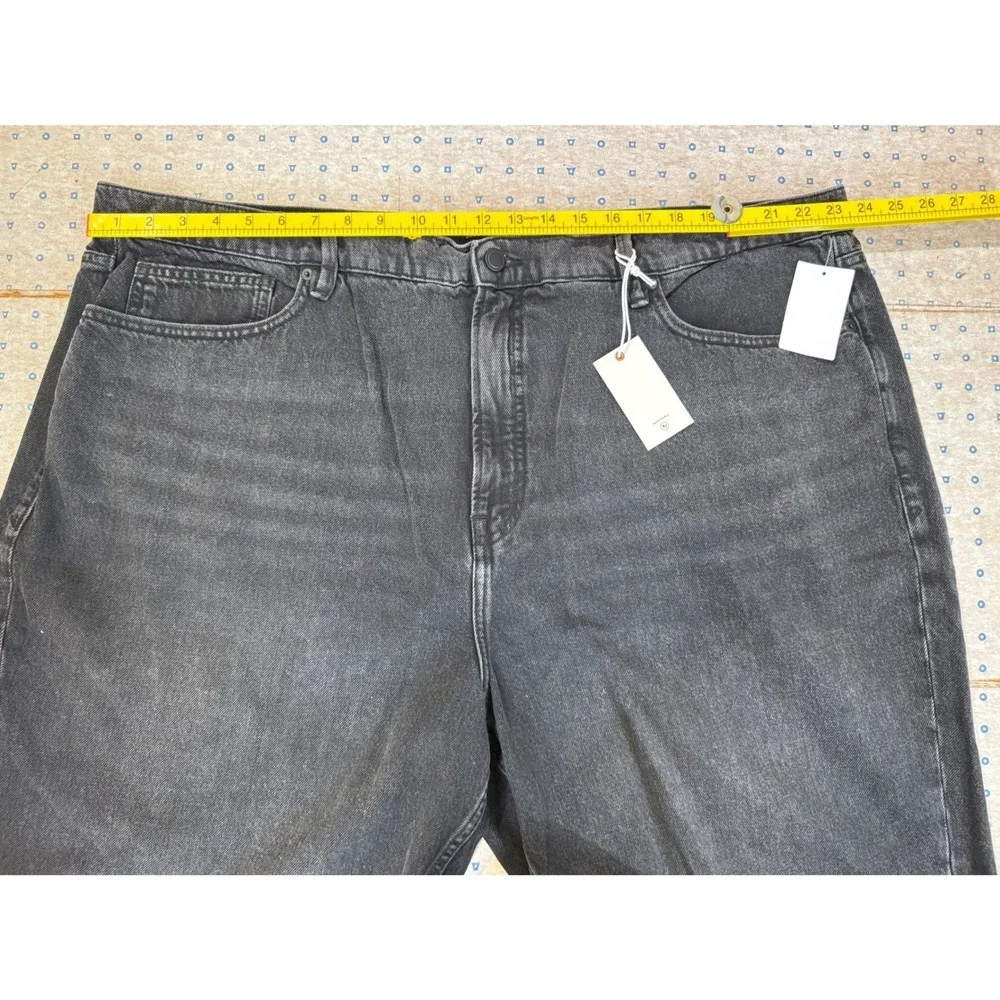 Good American Bermuda Shorts 24 Plus Black Wash Mid Rise Denim NWT Capsule Item